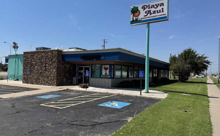 Pictures of Retail property located at 4909 10th St, Great Bend, KS 67530 for sales - image #1