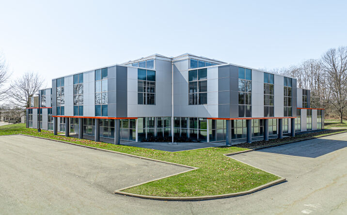 Pictures of Industrial, Mixed Use, Office property located at 173 Industry Dr, Pittsburgh, PA 15275 for sales - image #1