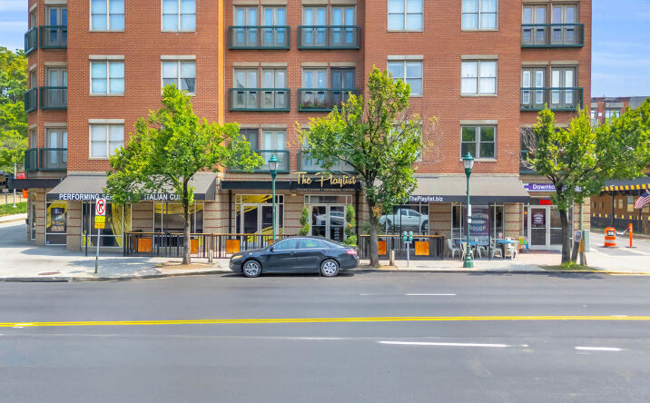 Pictures of Retail property located at 100 Market Street, units 101-103, Chattanooga, TN 37402 for sales - image #1