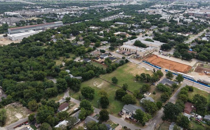 Pictures of Land property located at 1731 & 1737 N. Montclair Ave & 1720 Neal St, Dallas, TX 75208 for sales - image #1
