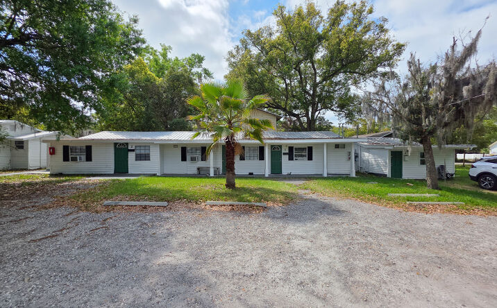 Pictures of Multifamily property located at 501 W Baker St, Plant City, FL 33563 for sales - image #1
