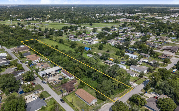 Pictures of Land property located at 7503 Harrison St, Baytown, TX 77521 for sales - image #1