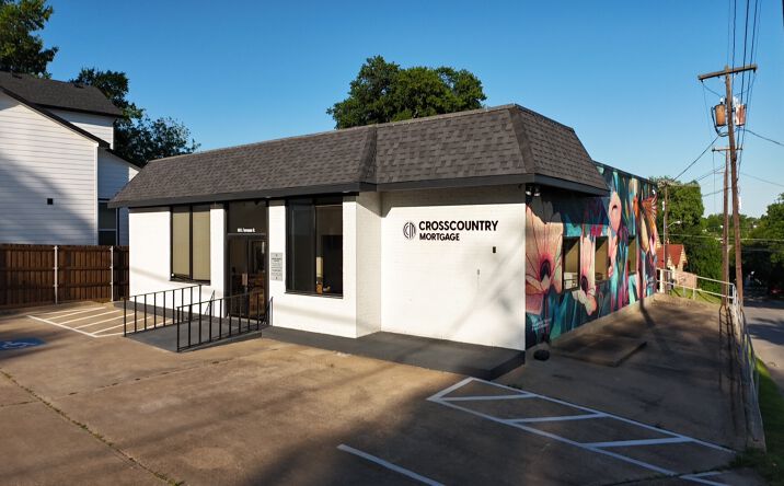 Pictures of Office, Retail property located at 500 S Tennessee St, McKinney, TX 75069 for sales - image #1