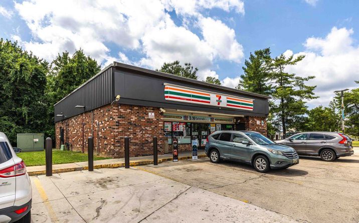 Pictures of Retail property located at 5401 Silver Hill Rd, District Heights, MD 20747 for sales - image #1