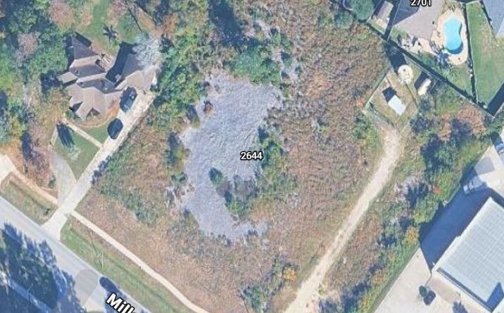 Pictures of Land, Mixed Use, Retail property located at 2512 Mills Branch Drive, Kingwood, TX 77345 for sales - image #1