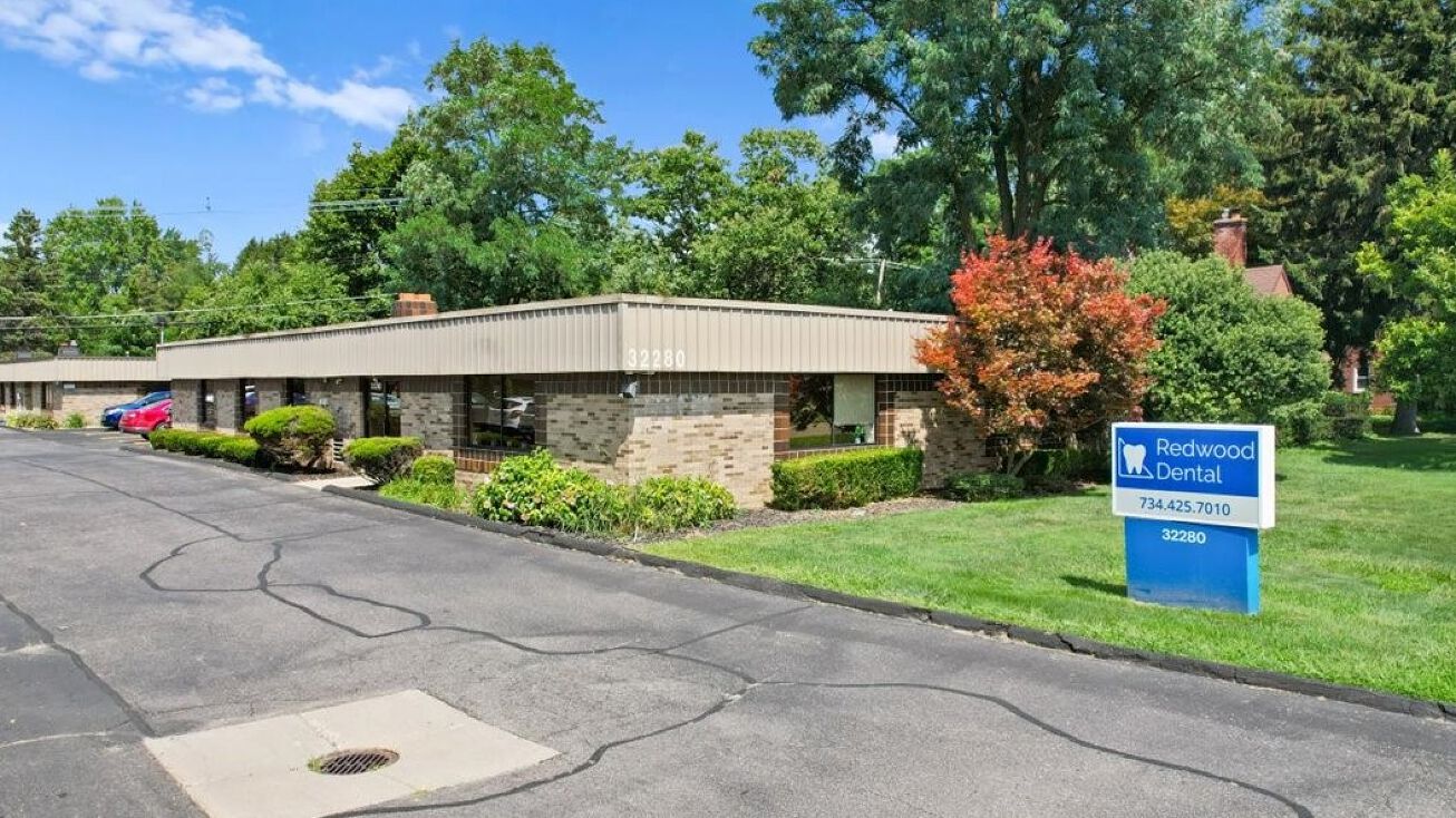 32280 Five Mile Rd, Livonia, MI 48154 | Crexi.com