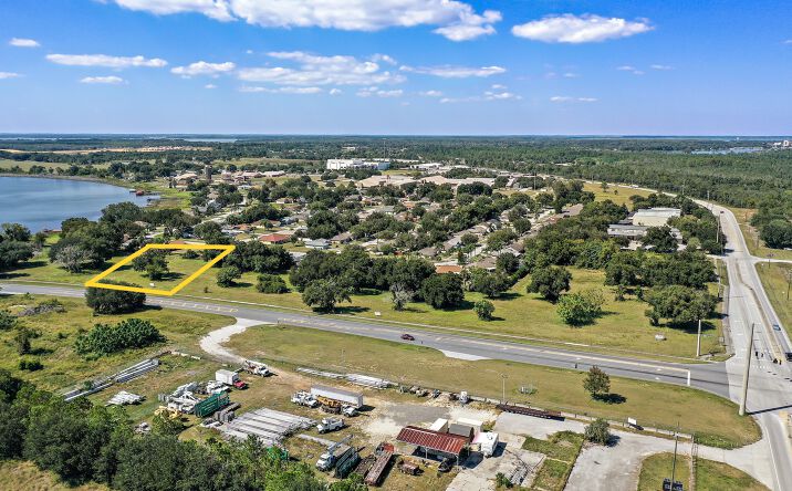 Pictures of Land property located at County Rd 448, Lot 4, Tavares, FL 32778 for sales - image #1