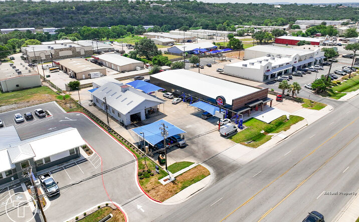 Pictures of Retail property located at 2605 N US Hwy 281, Marble Falls, TX 78654 for sales - image #1