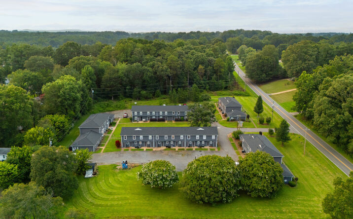 Pictures of Multifamily property located at 1307 County Home Rd, Conover, NC 28613 for sales - image #1