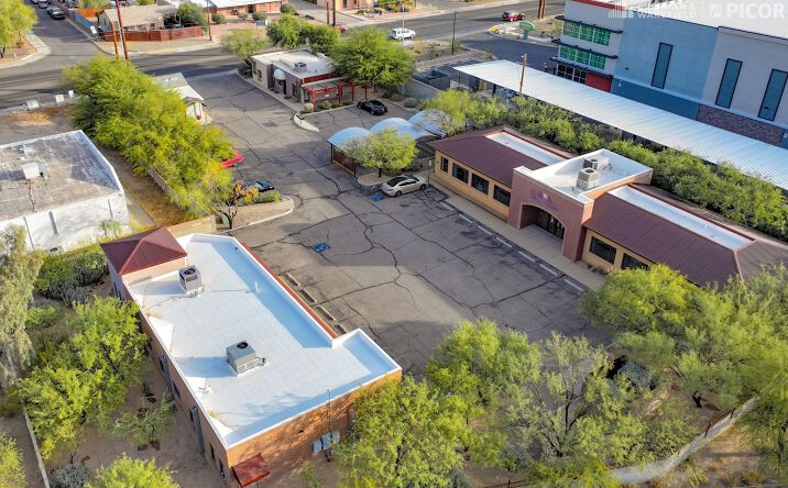 Pictures of Office property located at 3958-3988 E. Fort Lowell Rd., Tucson, AZ 85712 for sales - image #1