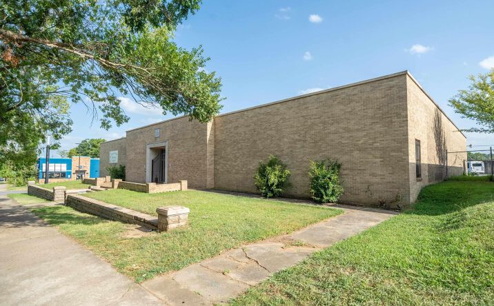 Pictures of Special Purpose property located at 311 W Grand Ave 315 W Grand, Hot Springs, AR 71901 for sales - image #1
