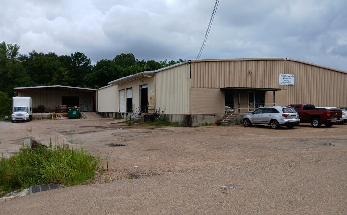 Pictures of Industrial property located at 544 Julienne St, Jackson, MS 39201 for sales - image #1