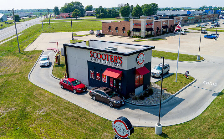 Pictures of Retail property located at 1187 E 1500 North Rd, Taylorville, IL 62568 for sales - image #1