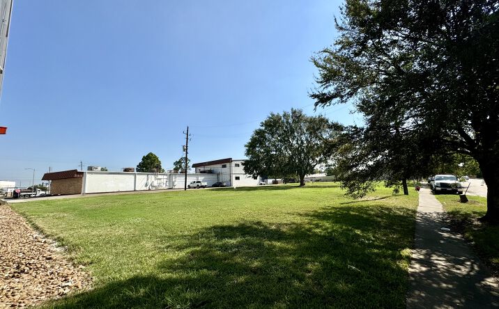 Pictures of Land property located at 3116 Telge St, Houston, TX 77025 for sales - image #1