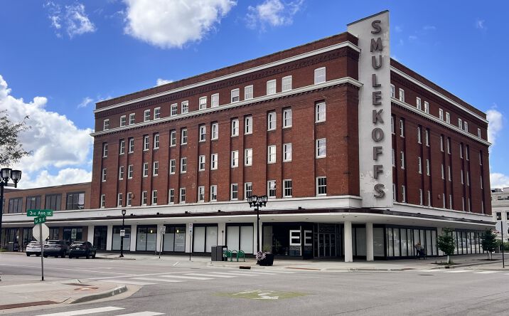 Pictures of Mixed Use, Multifamily, Office, Retail property located at 97 3rd Ave SE, Cedar Rapids, IA 52401 for sales - image #1