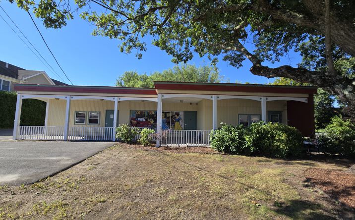 Pictures of Retail, Office, Mixed Use, Industrial property located at 64 Bay Spring Ave, Barrington, RI 02806 for sales - image #1