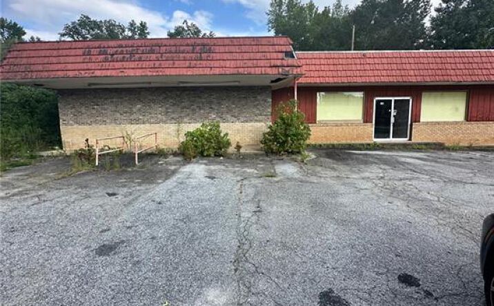 Pictures of Retail, Special Purpose property located at 2546 ROCK CHAPEL Road, Lithonia, GA 30058 for sales - image #1