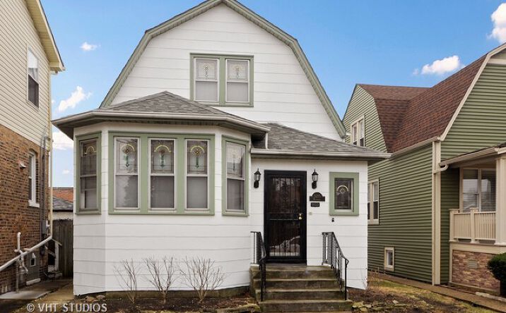 image of property at 5215 W PATTERSON AVE Chicago IL 60641-3345