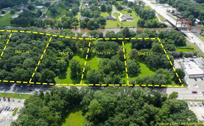 Pictures of Land property located at 1212 US-167, Abbeville, LA 70510 for sales - image #1