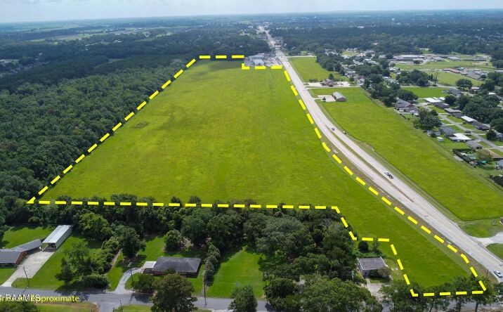 Pictures of Land property located at 700 Blk W Summers Dr, Abbeville, LA 70510 for sales - image #1