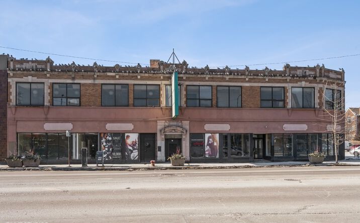 Pictures of Office, Retail property located at 4820 N Western Avenue, Chicago, IL 60625 for sales - image #1