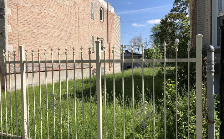 Pictures of Land, Multifamily property located at 3909 W Fillmore Street, Chicago, IL 60624 for sales - image #1