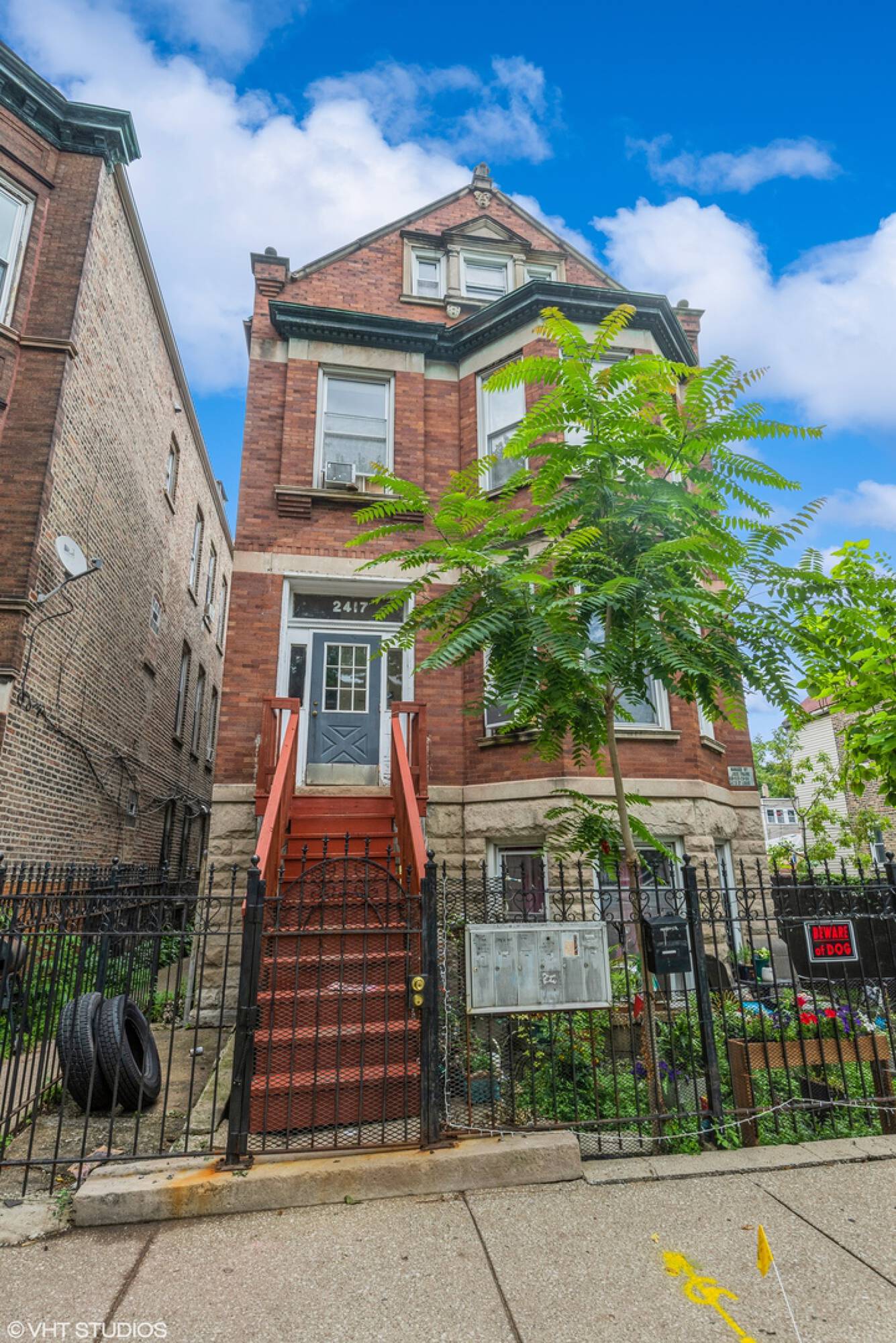 2417 S Saint Louis Ave  