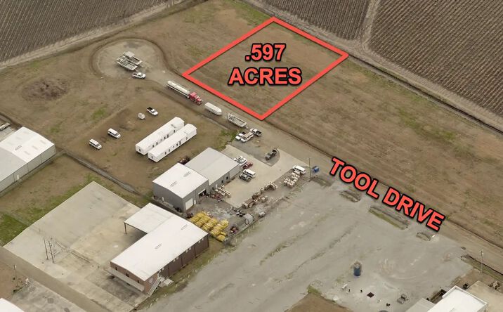 Pictures of Land property located at .597 Acres For Sale On Tool Dr, New Iberia, LA 70560 for sales - image #1
