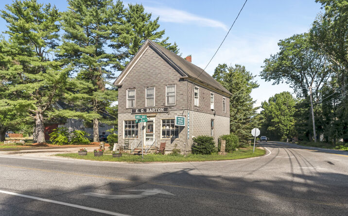Pictures of Retail property located at 304 w gray rd, Gray, ME 04039 for sales - image #1
