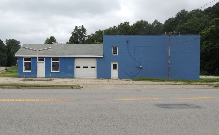 Pictures of Retail, Industrial, Mixed Use property located at 10353 Doyle Boulevard, McKenney, VA 23872 for sales - image #1