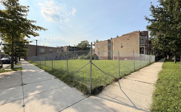 Pictures of Land property located at 6052 S Rhodes Avenue, Chicago, IL 60637 for sales - image #1