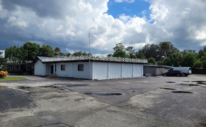 Pictures of Business for Sale property located at 1108 N Dixie, New Smyrna Beach, FL 32168 for sales - image #1