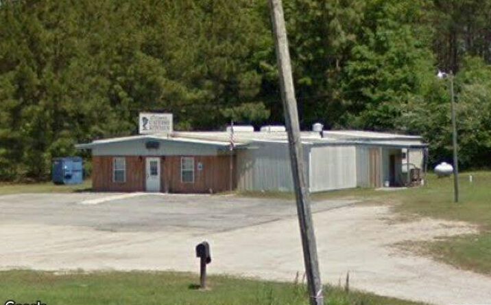 Pictures of Retail property located at 918 Highway 13, Wiggins, MS 39577 for sales - image #1