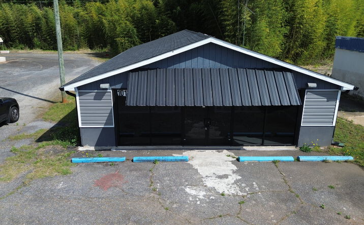 Pictures of Retail property located at 1012 E Shockley Ferry Rd, Anderson, SC 29624 for sales - image #1