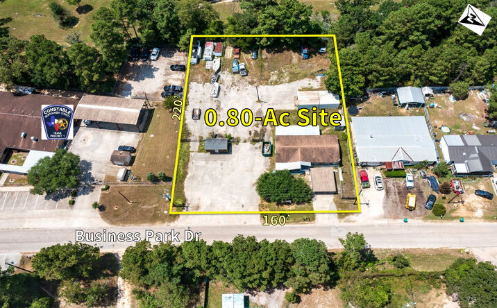 Pictures of Industrial, Office, Retail property located at 123 Business Park Dr, Willis, TX 77378 for sales - image #1