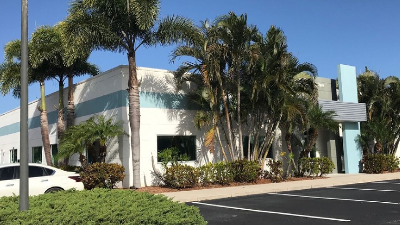 1555 W NASA Blvd, Melbourne, FL 32901 | Crexi.com