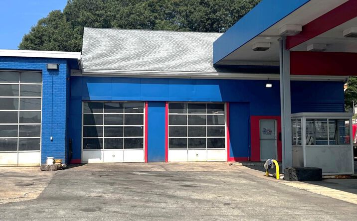 Pictures of Industrial property located at 1208 Smithfield Ave, Lincoln, RI 02865 for sales - image #1