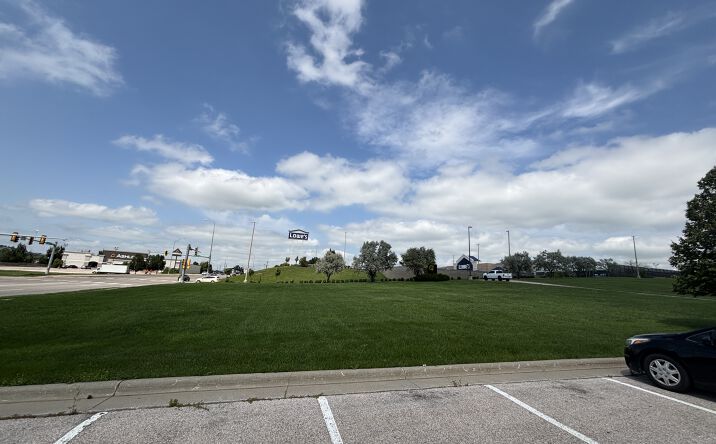 Pictures of Land property located at 2440 Haines Ave, Rapid City, SD 57701 for sales - image #1