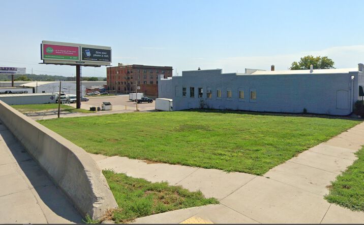 Pictures of Land property located at 514-18 Iowa St, Sioux City, IA 51101 for sales - image #1