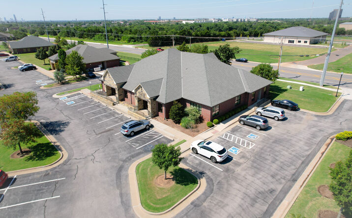 Pictures of Office property located at 9212 N Kelley Ave, Oklahoma City, OK 73131 for sales - image #1