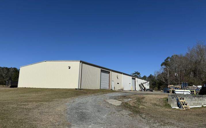Pictures of Industrial property located at 400 W Carver St, Mt Vernon, GA 30445 for sales - image #1
