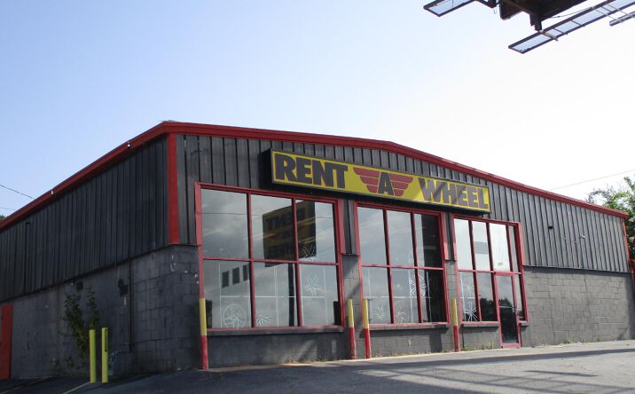 Pictures of Office, Retail, Special Purpose property located at 1251 Eisnehower Parkway, Macon, GA 31206 for sales - image #1