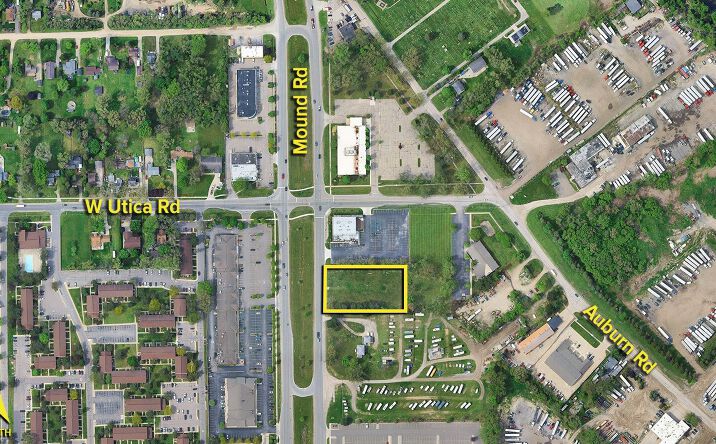 Pictures of Land property located at 45568 Mound Rd, Utica, MI 48317 for sales - image #1