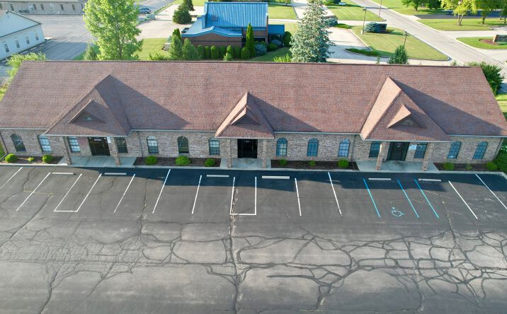 Pictures of Office property located at 3621 N Everbrook Ln, Muncie, IN 47304 for sales - image #1