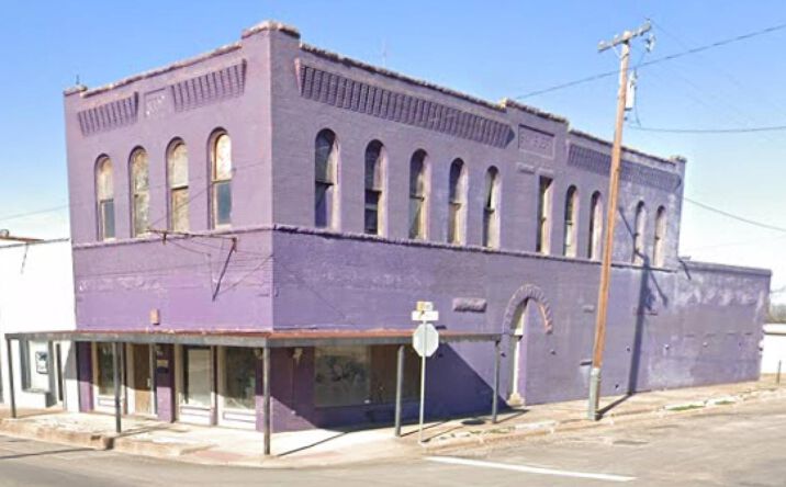 Pictures of Office, Retail property located at 120 S Main St, McGregor, TX 76657 for sales - image #1