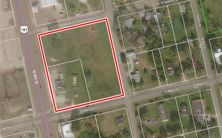 Pictures of Retail property located at 108 N 8th St, Skidmore, TX 78389 for sales - image #1
