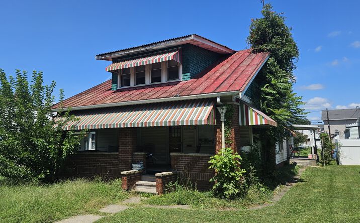 Pictures of Multifamily property located at 2984 5th Avenue, Huntington, WV 25702 for sales - image #1