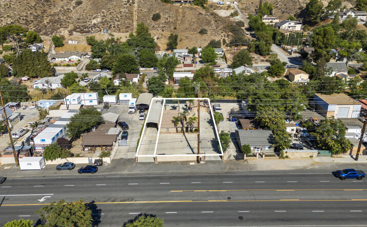Pictures of Office property located at 16835 Sierra Highway, Canyon Country, CA 91351 for sales - image #1