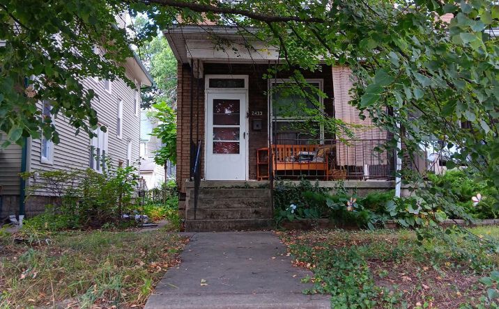 Pictures of Multifamily property located at 2433 N 4th Street, Columbus, OH 43202 for sales - image #1