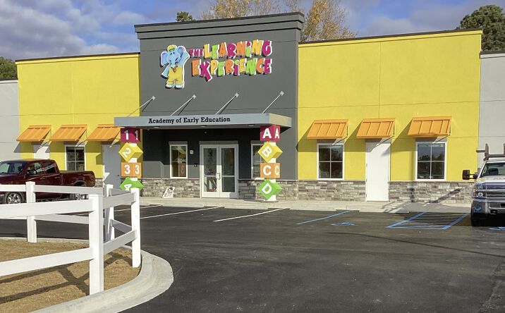 Pictures of Retail property located at 291 Pine Grove Rd, Madison, AL 35757 for sales - image #1